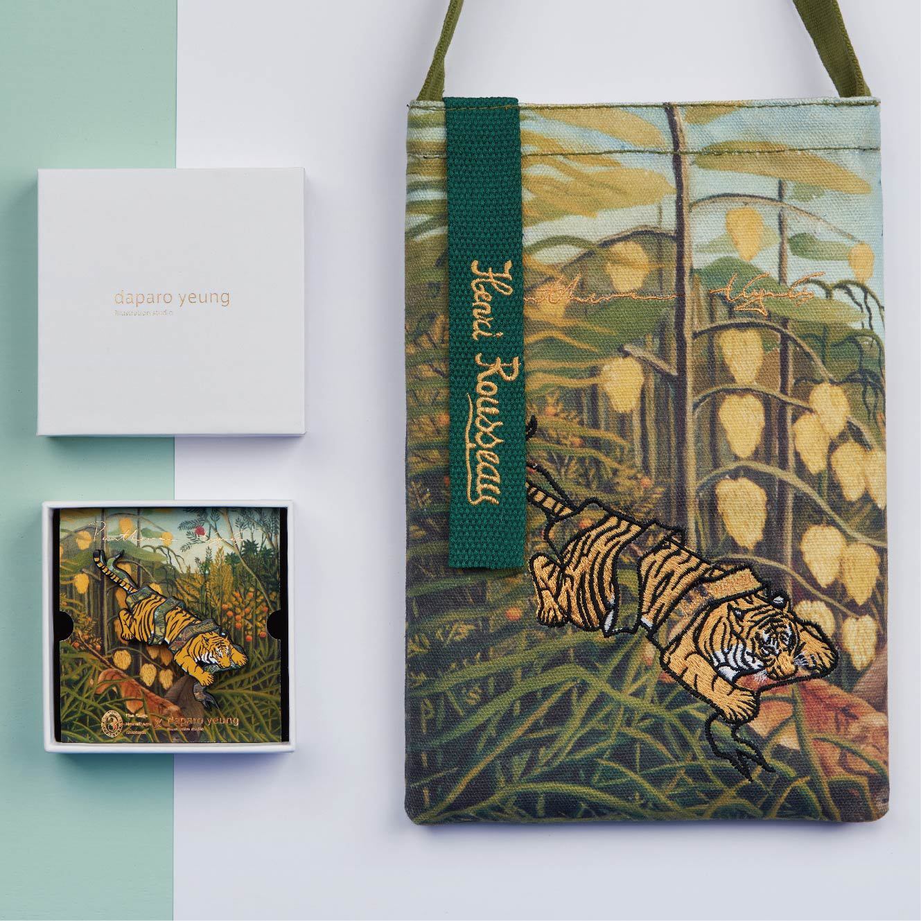 Tote bag with tiger design and 'René Poortvliet' branding on a white background