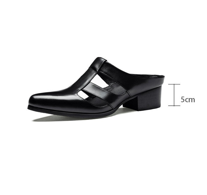 Black shoe on a white background with a measurement label indicating a 5cm height.