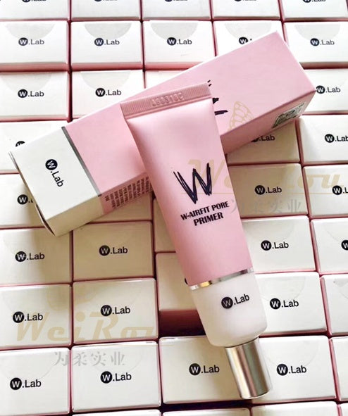 W Lab skincare product on a grid background with multiple boxes labeled W Lab.