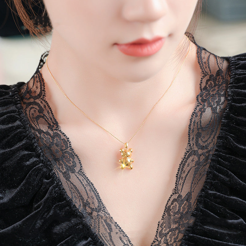 18K Gold Women's Bear Pendant – Elegant Self-Use Charm