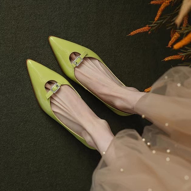 Women's Patent Leather Pointed Scoop Shoes – Stylish Fit