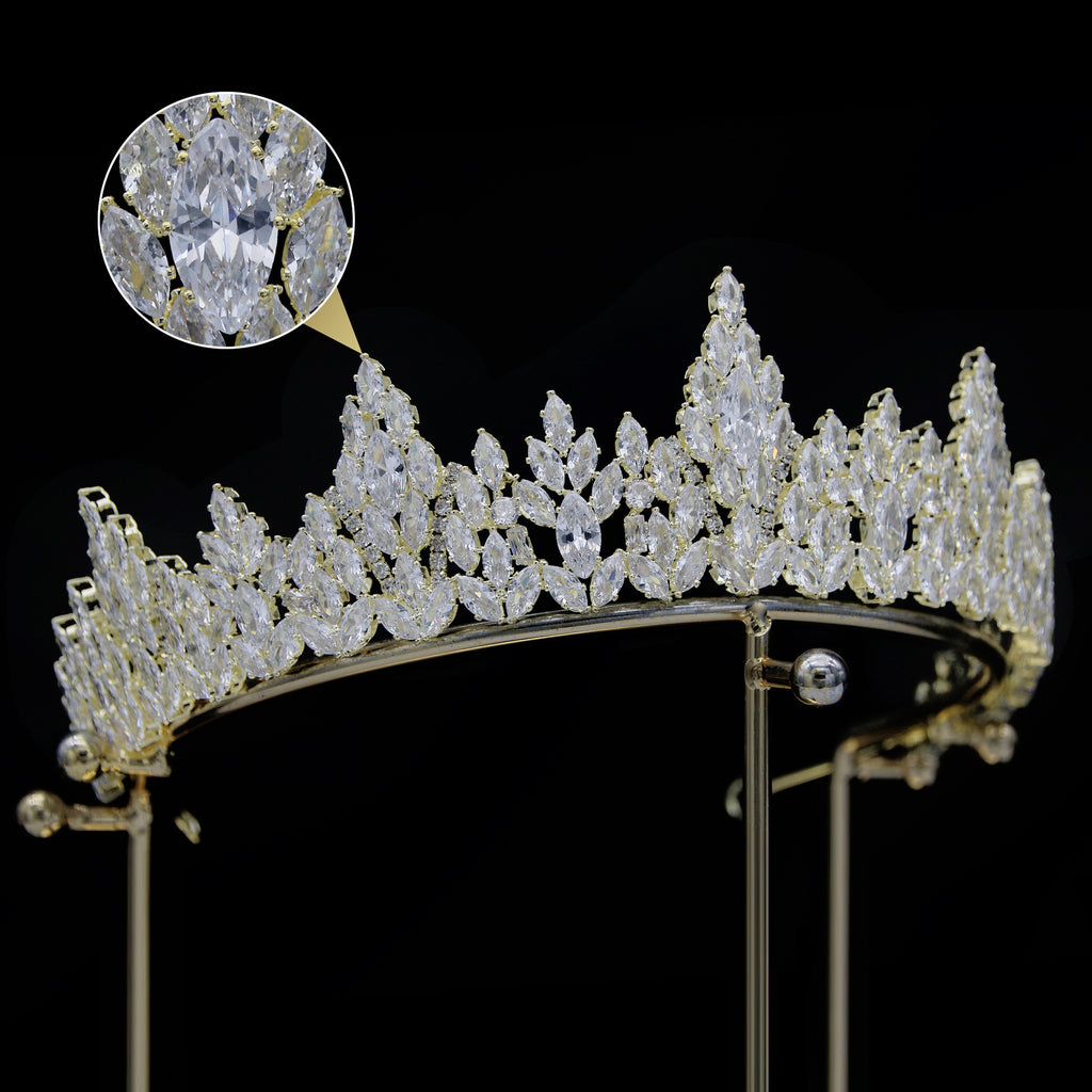Diamond tiara with close-up of a diamond on a black background