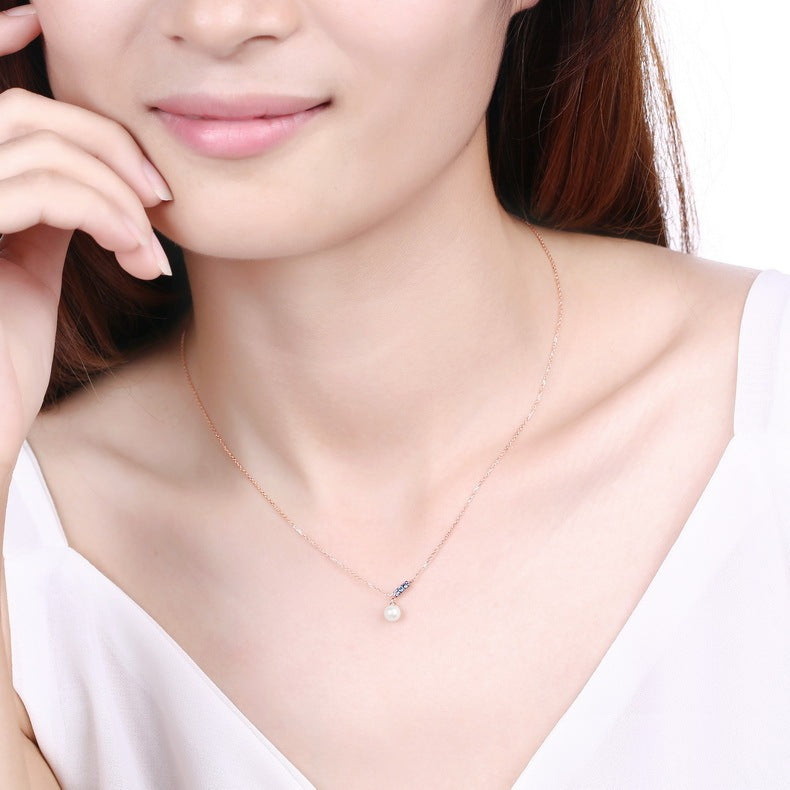 14K Rose Gold Jewelry New Korean Pearl Necklace Pendant all-match gold custom simple and elegant fashion wholesale on model.