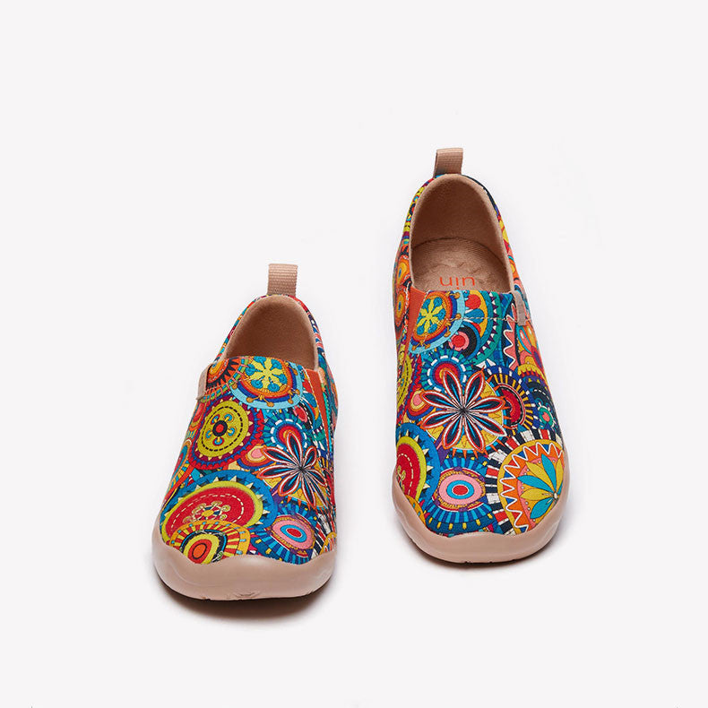 Hand-Painted Canvas Slip-On Loafers – Lightweight & Comfy