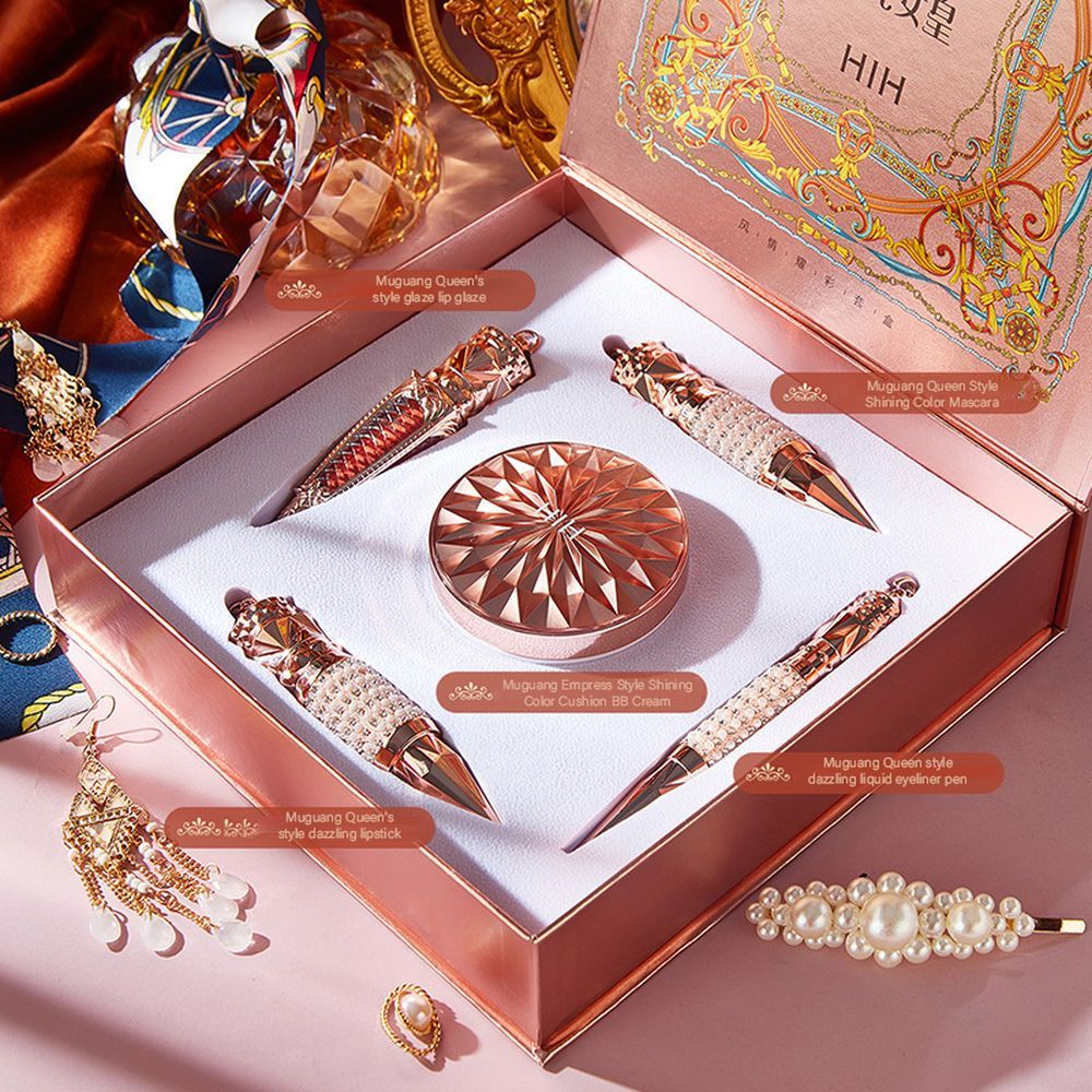 Set of decorative items including a hair clip and hairpins in a pink box with 'HIH' branding.