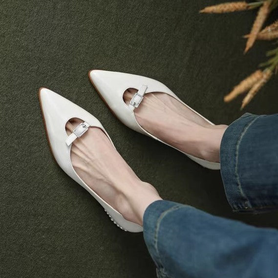 Women's Patent Leather Pointed Scoop Shoes – Stylish Fit